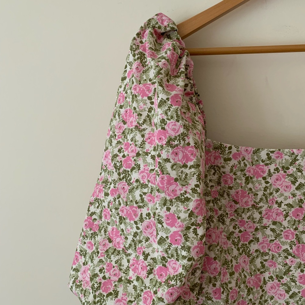 Sezane Alexandra Robe in Peonies - Picture 7 of 14
